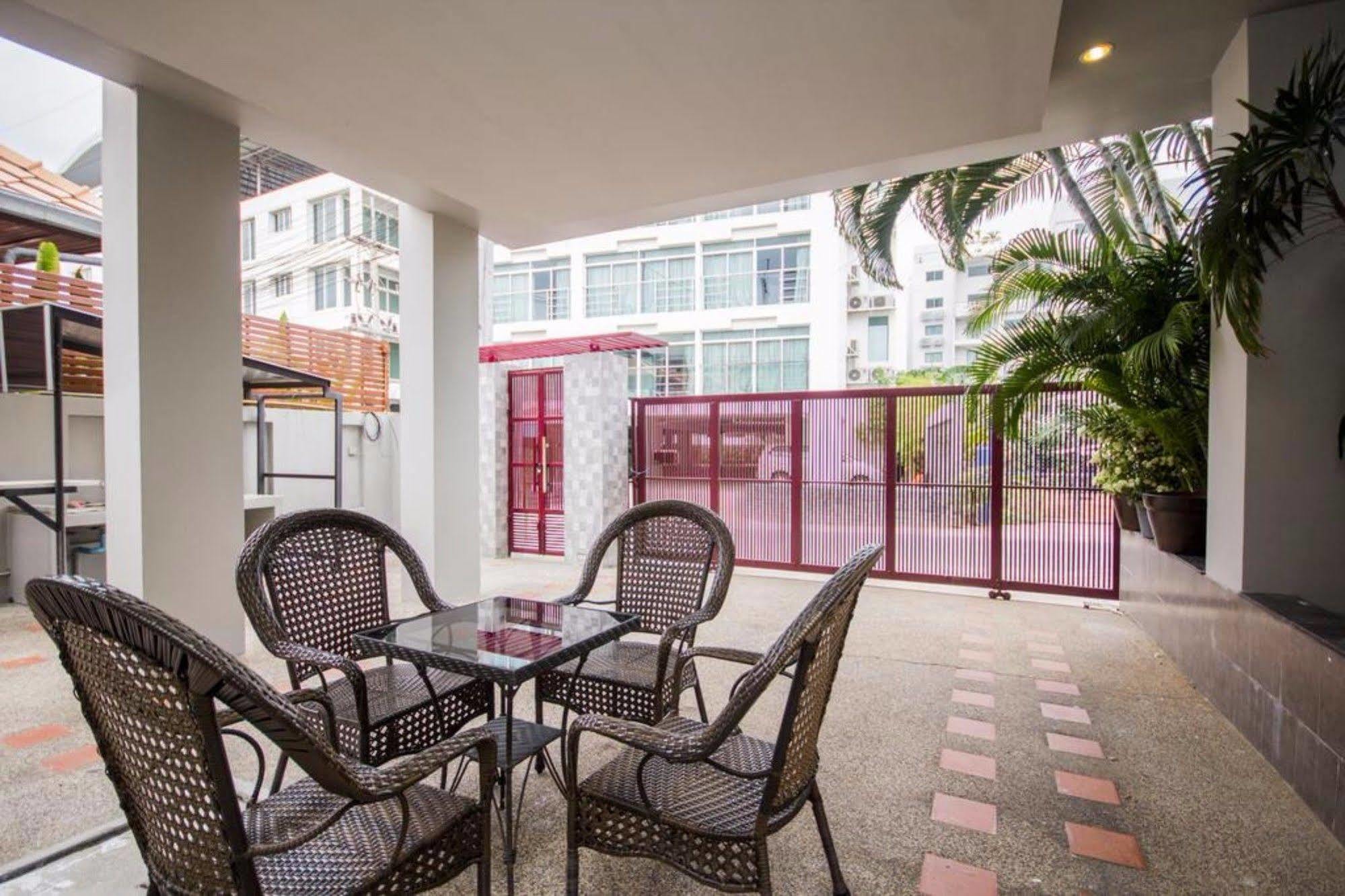 Abacus Villa Pattaya Exteriér fotografie